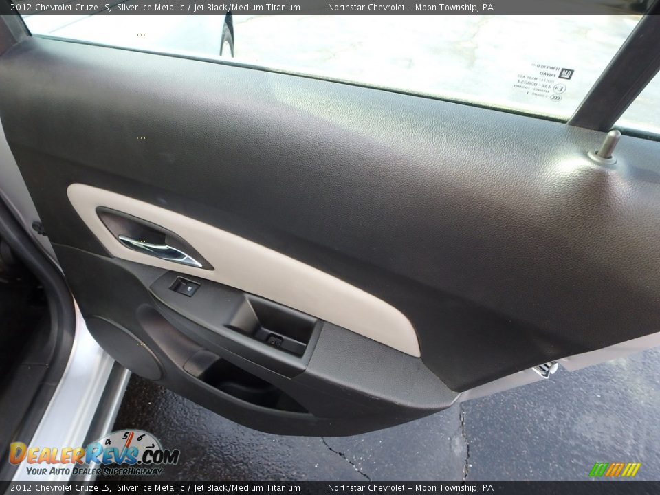 2012 Chevrolet Cruze LS Silver Ice Metallic / Jet Black/Medium Titanium Photo #19