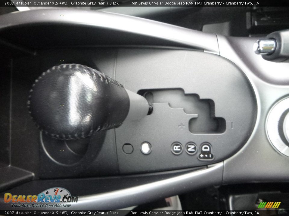 2007 Mitsubishi Outlander XLS 4WD Graphite Gray Pearl / Black Photo #20