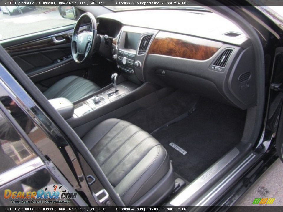 2011 Hyundai Equus Ultimate Black Noir Pearl / Jet Black Photo #23