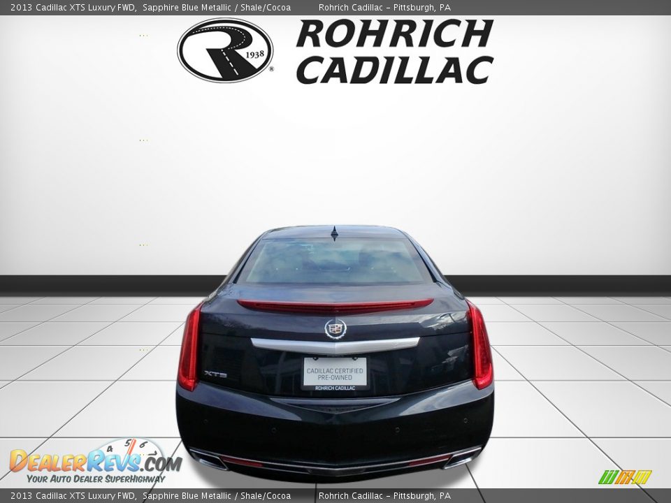2013 Cadillac XTS Luxury FWD Sapphire Blue Metallic / Shale/Cocoa Photo #4