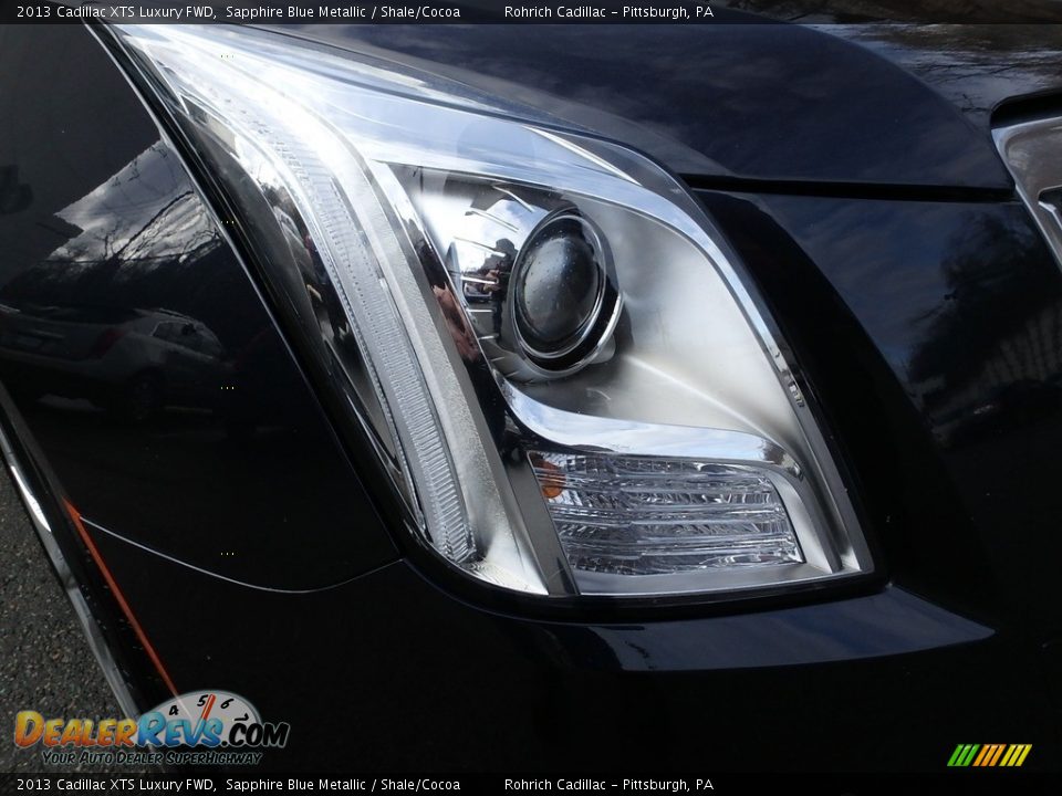 2013 Cadillac XTS Luxury FWD Sapphire Blue Metallic / Shale/Cocoa Photo #10