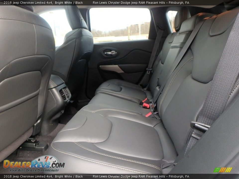 2018 Jeep Cherokee Limited 4x4 Bright White / Black Photo #11