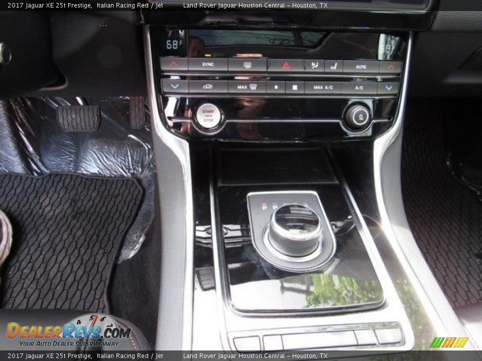 2017 Jaguar XE 25t Prestige Italian Racing Red / Jet Photo #18