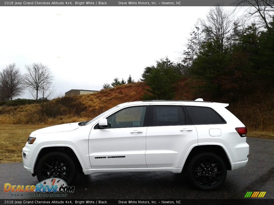 2018 Jeep Grand Cherokee Altitude 4x4 Bright White / Black Photo #1