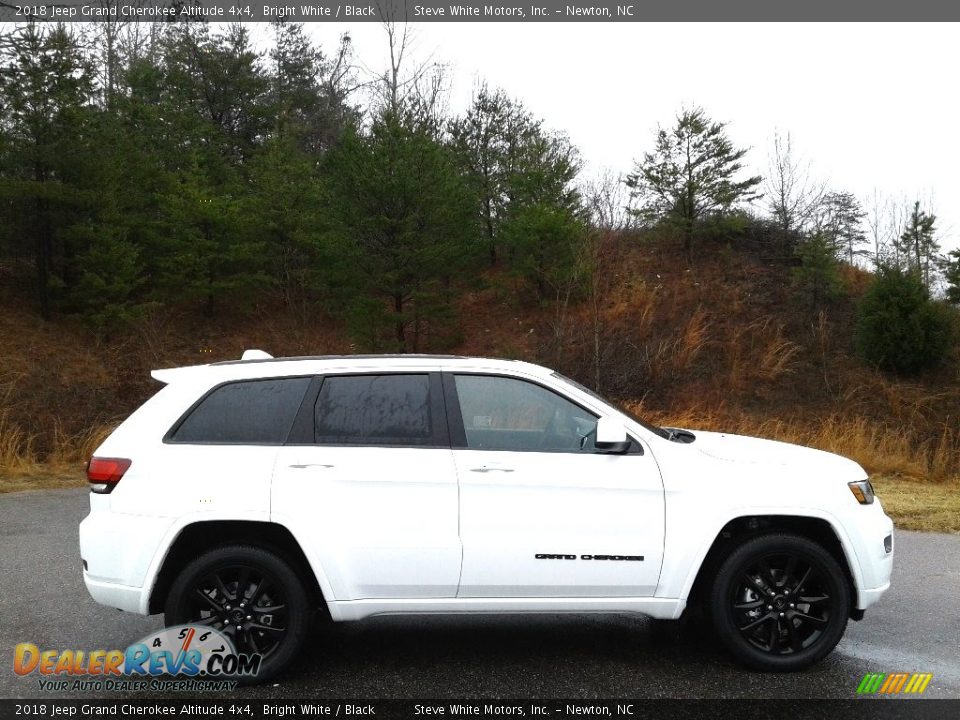 2018 Jeep Grand Cherokee Altitude 4x4 Bright White / Black Photo #5