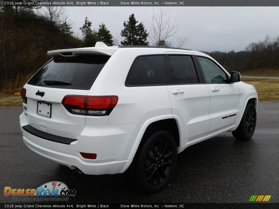2018 Jeep Grand Cherokee Altitude 4x4 Bright White / Black Photo #6