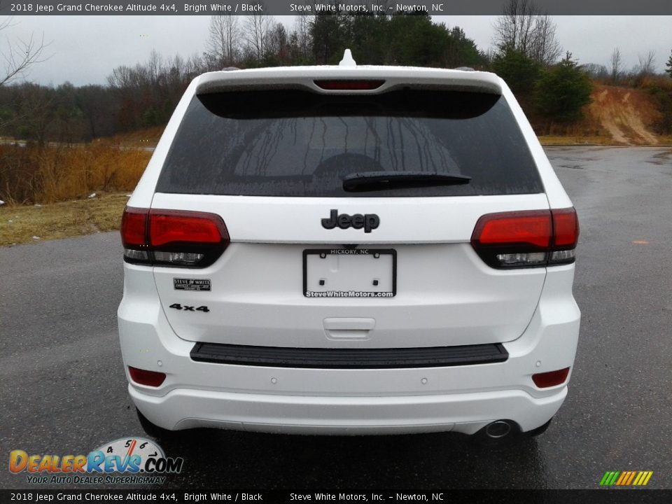 2018 Jeep Grand Cherokee Altitude 4x4 Bright White / Black Photo #7