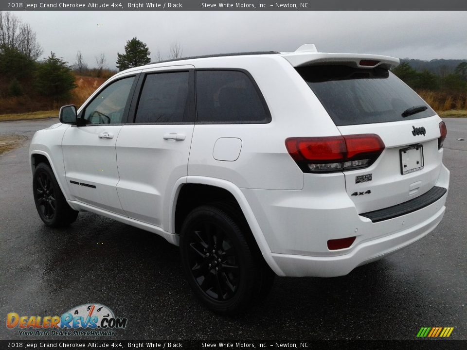 2018 Jeep Grand Cherokee Altitude 4x4 Bright White / Black Photo #8