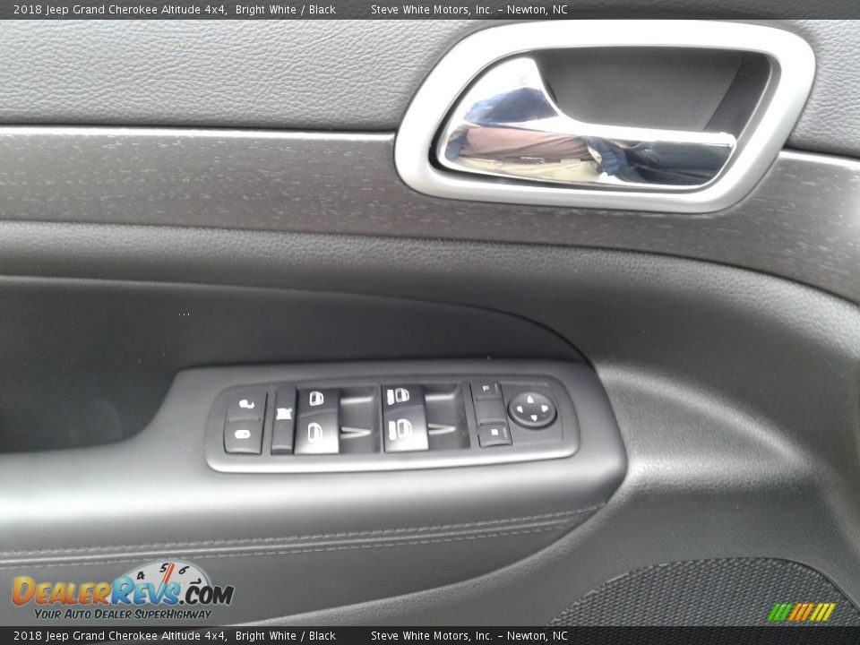 2018 Jeep Grand Cherokee Altitude 4x4 Bright White / Black Photo #9