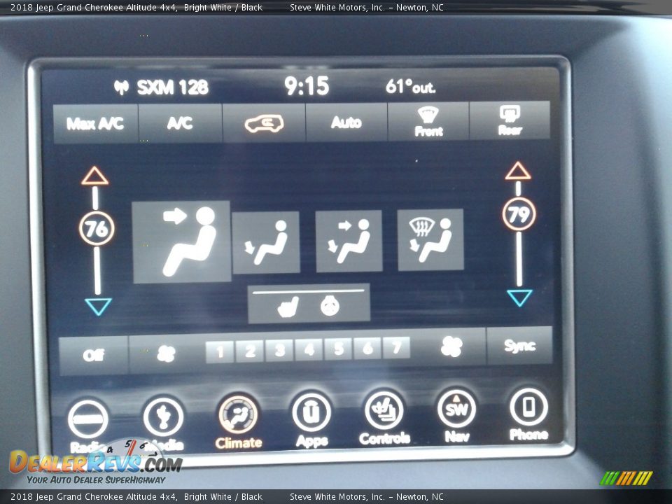 2018 Jeep Grand Cherokee Altitude 4x4 Bright White / Black Photo #22