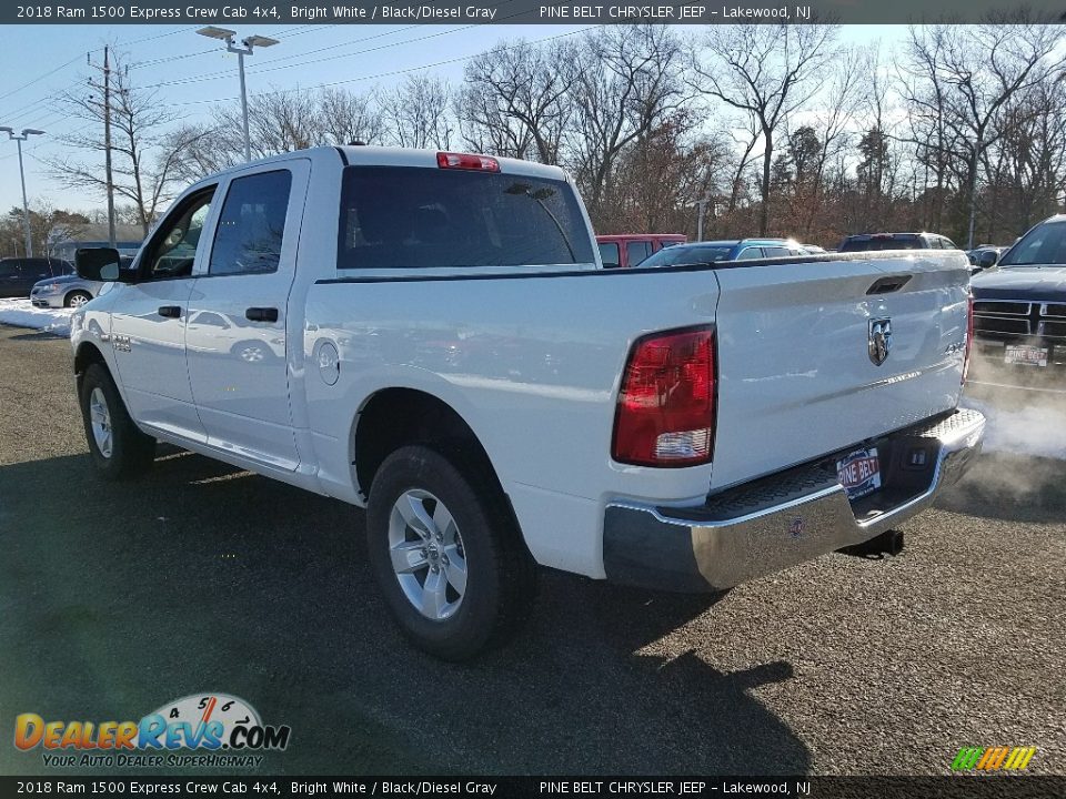 2018 Ram 1500 Express Crew Cab 4x4 Bright White / Black/Diesel Gray Photo #4