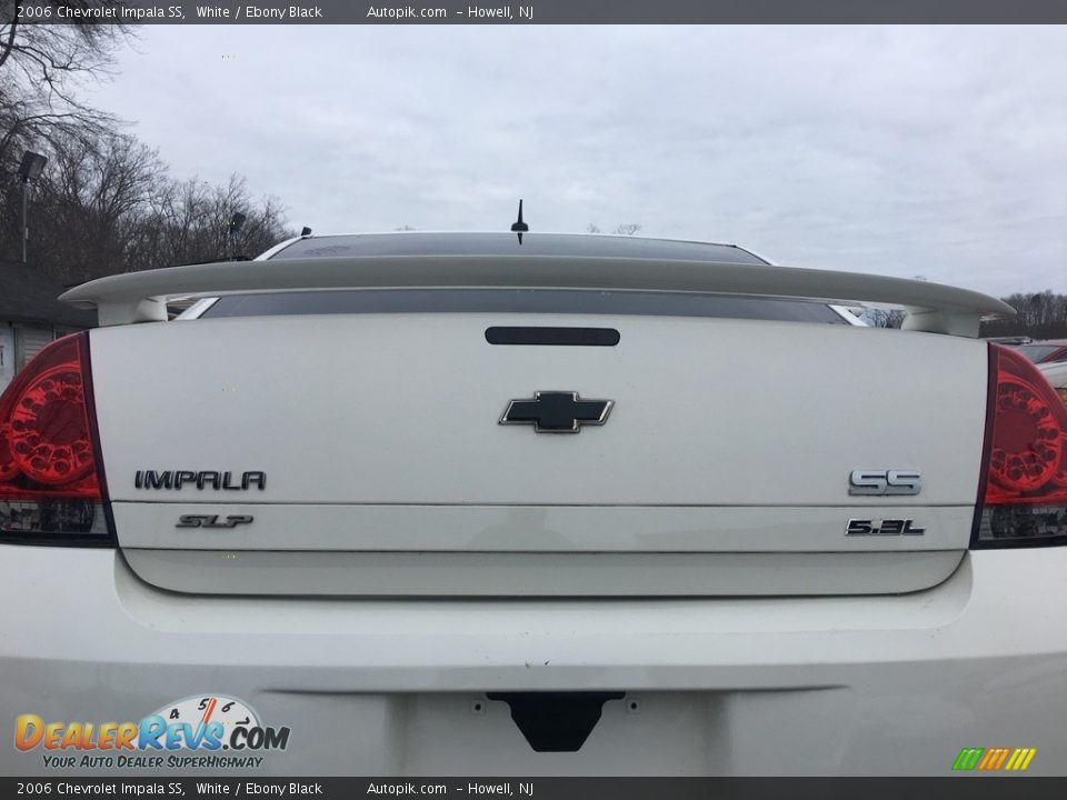 2006 Chevrolet Impala SS White / Ebony Black Photo #7