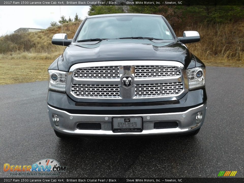 2017 Ram 1500 Laramie Crew Cab 4x4 Brilliant Black Crystal Pearl / Black Photo #3