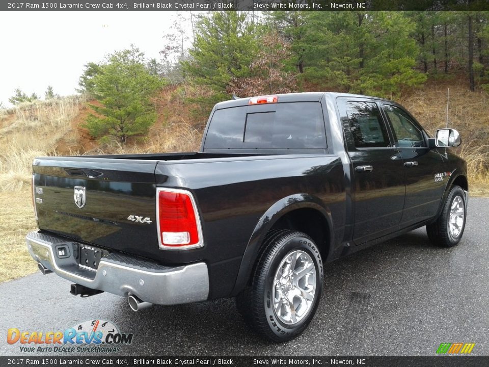 2017 Ram 1500 Laramie Crew Cab 4x4 Brilliant Black Crystal Pearl / Black Photo #6