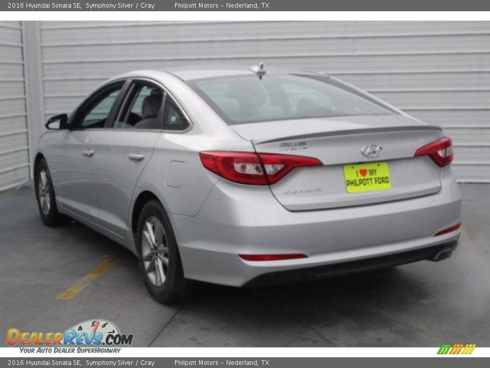 2016 Hyundai Sonata SE Symphony Silver / Gray Photo #7