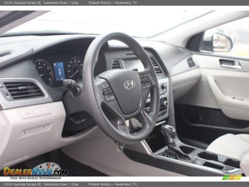 2016 Hyundai Sonata SE Symphony Silver / Gray Photo #14