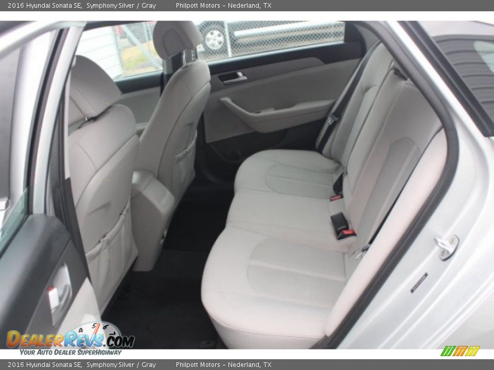 2016 Hyundai Sonata SE Symphony Silver / Gray Photo #25