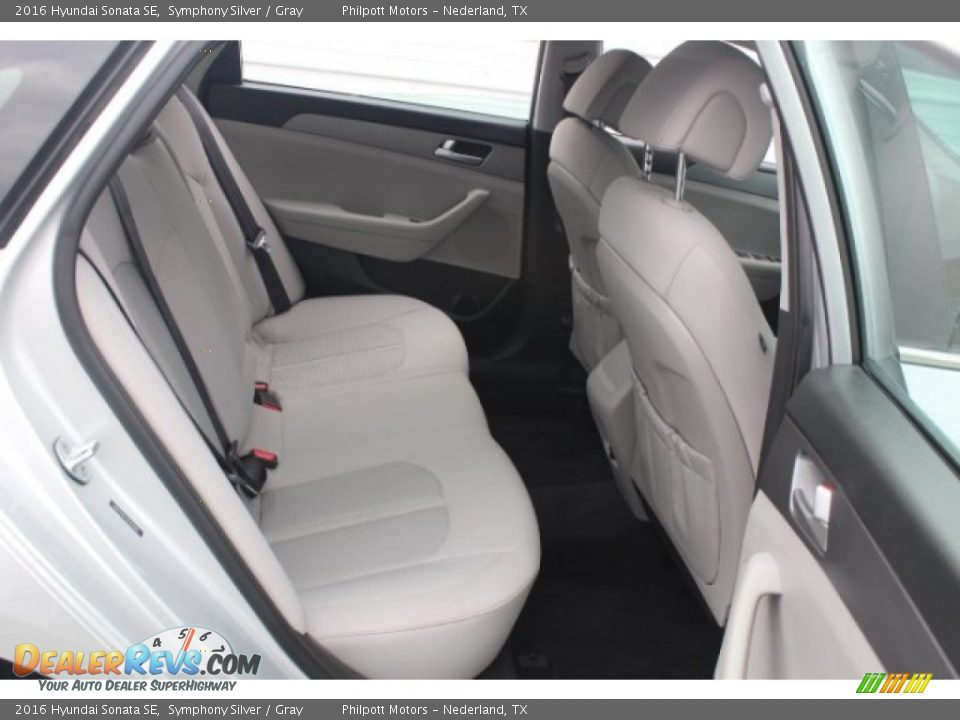 2016 Hyundai Sonata SE Symphony Silver / Gray Photo #30