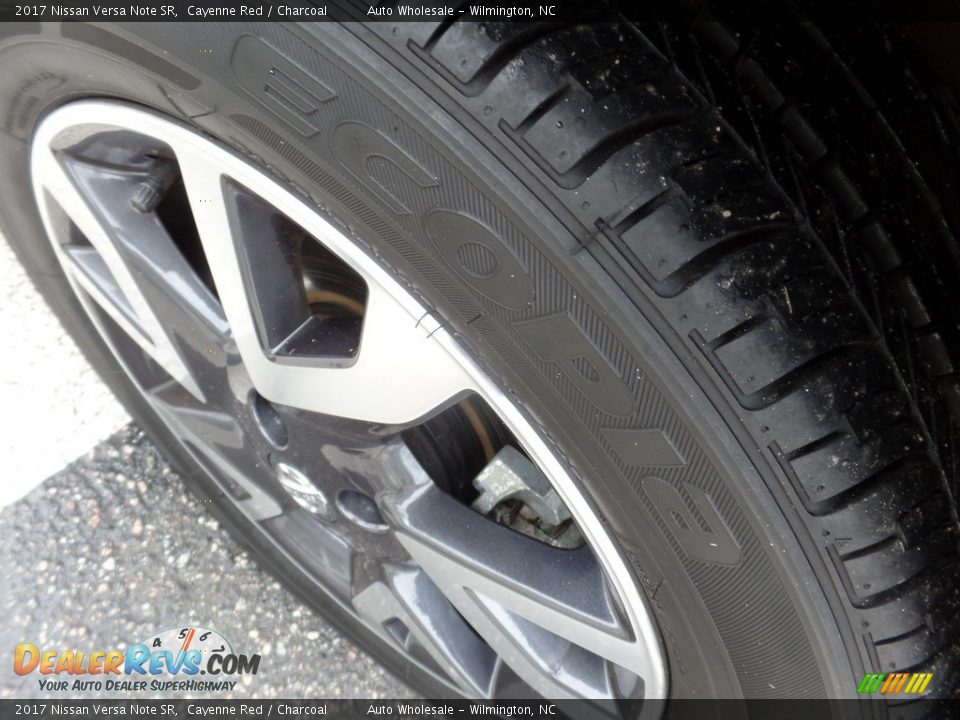 2017 Nissan Versa Note SR Cayenne Red / Charcoal Photo #8