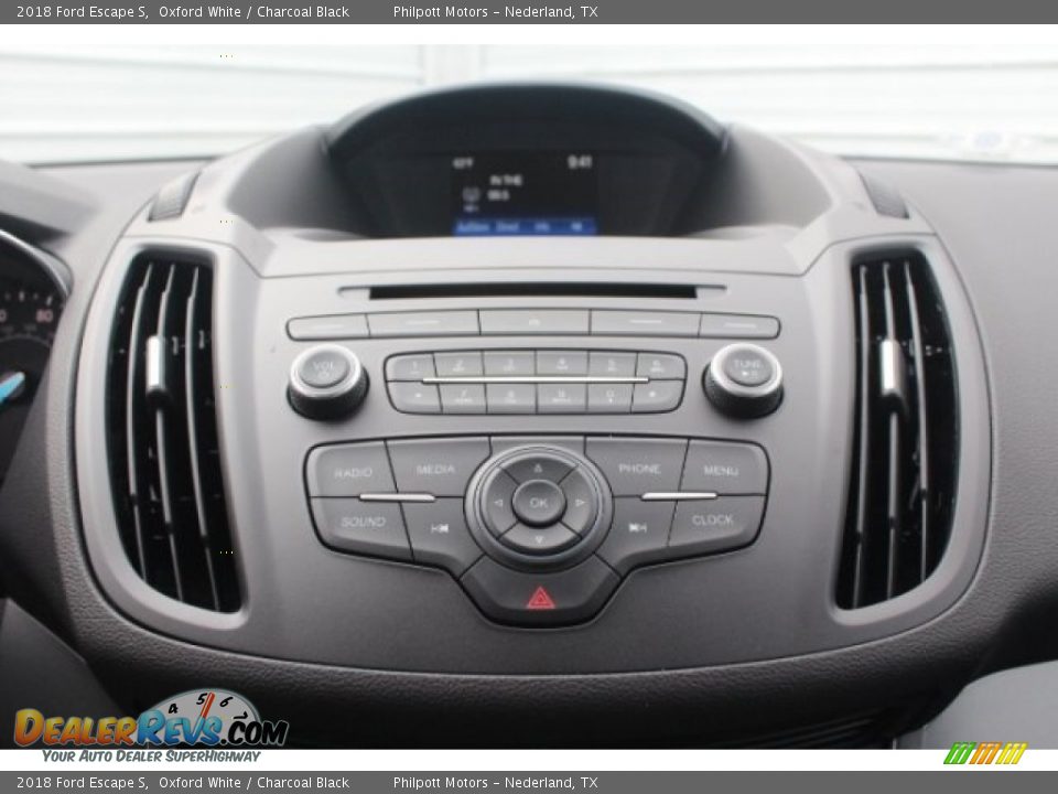 2018 Ford Escape S Oxford White / Charcoal Black Photo #17