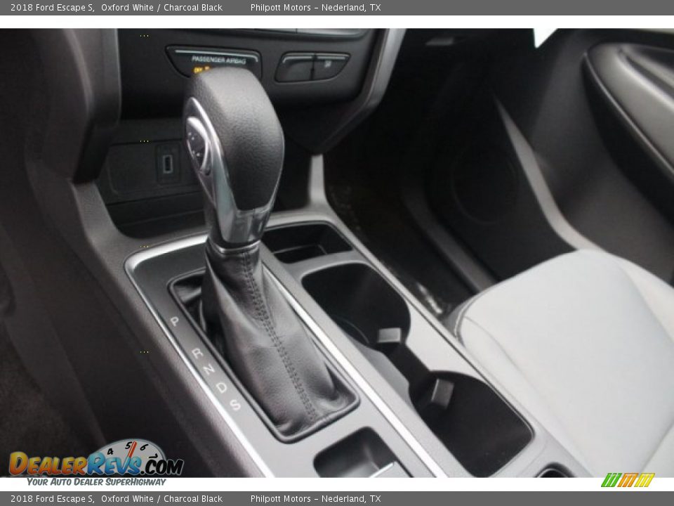 2018 Ford Escape S Oxford White / Charcoal Black Photo #19