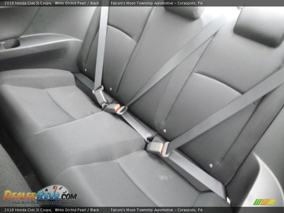 Rear Seat of 2018 Honda Civic Si Coupe Photo #10