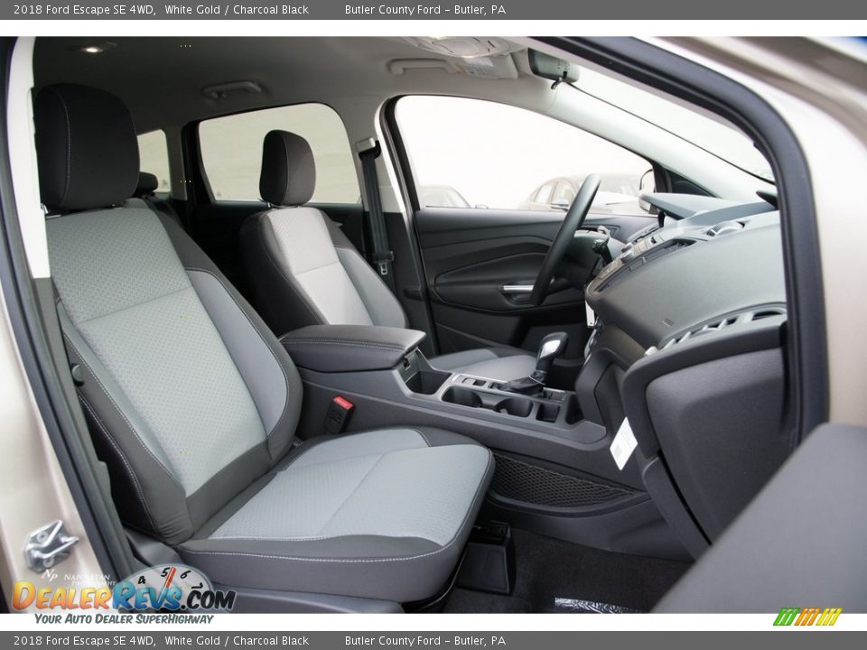 2018 Ford Escape SE 4WD White Gold / Charcoal Black Photo #9