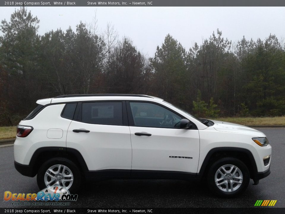 2018 Jeep Compass Sport White / Black Photo #5