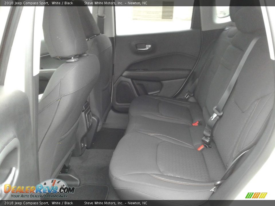 2018 Jeep Compass Sport White / Black Photo #11