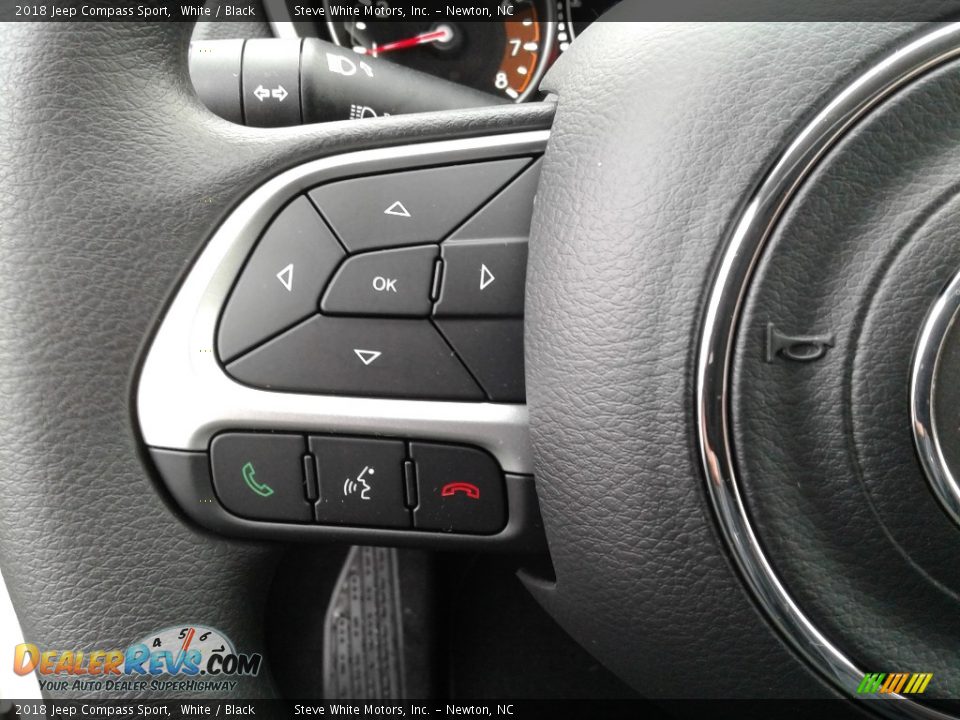 2018 Jeep Compass Sport White / Black Photo #16