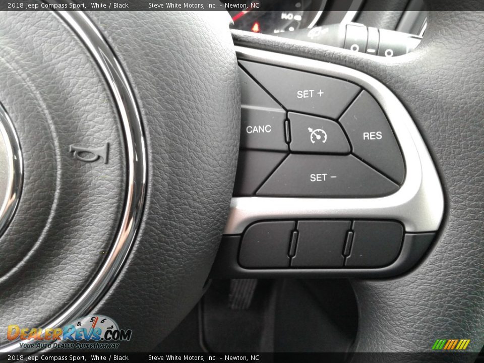 2018 Jeep Compass Sport White / Black Photo #17