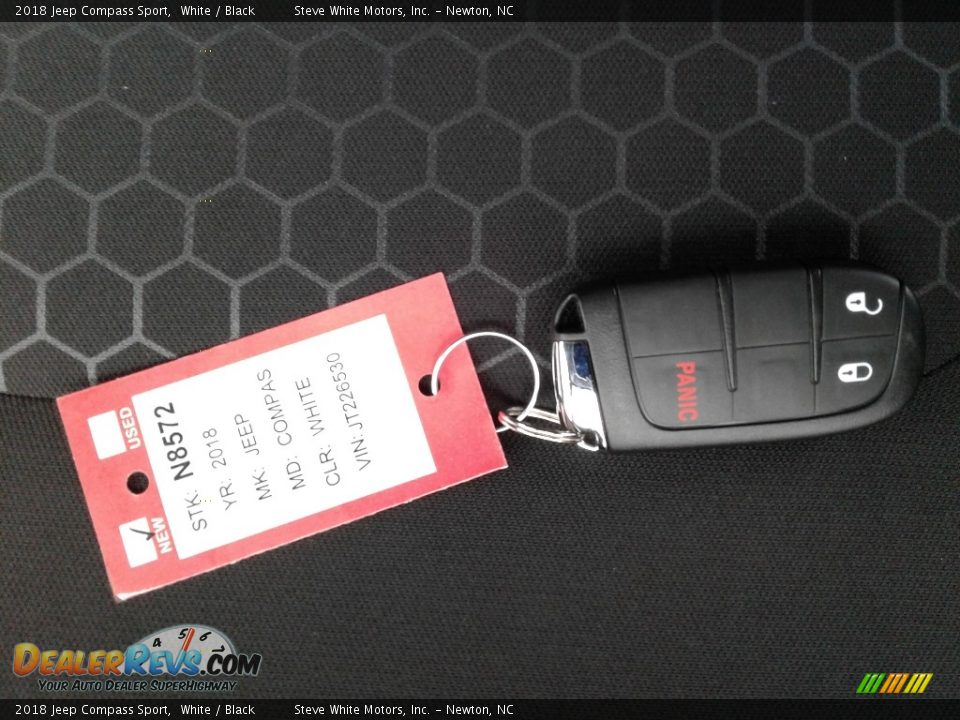 2018 Jeep Compass Sport White / Black Photo #24