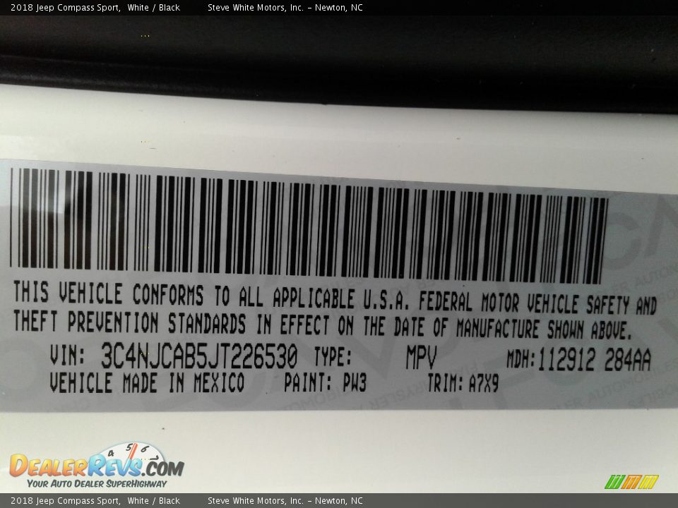 2018 Jeep Compass Sport White / Black Photo #27