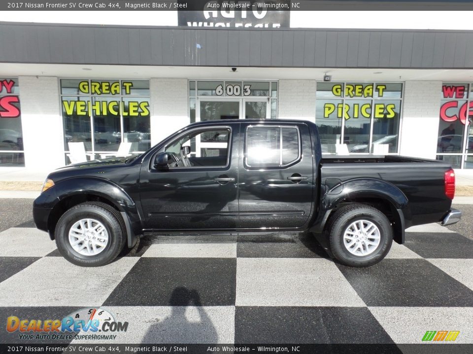 2017 Nissan Frontier SV Crew Cab 4x4 Magnetic Black / Steel Photo #1