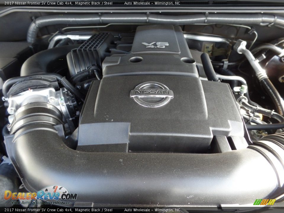 2017 Nissan Frontier SV Crew Cab 4x4 Magnetic Black / Steel Photo #6
