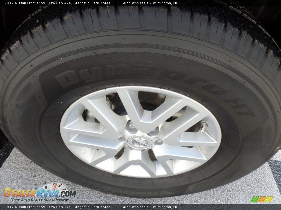2017 Nissan Frontier SV Crew Cab 4x4 Magnetic Black / Steel Photo #7