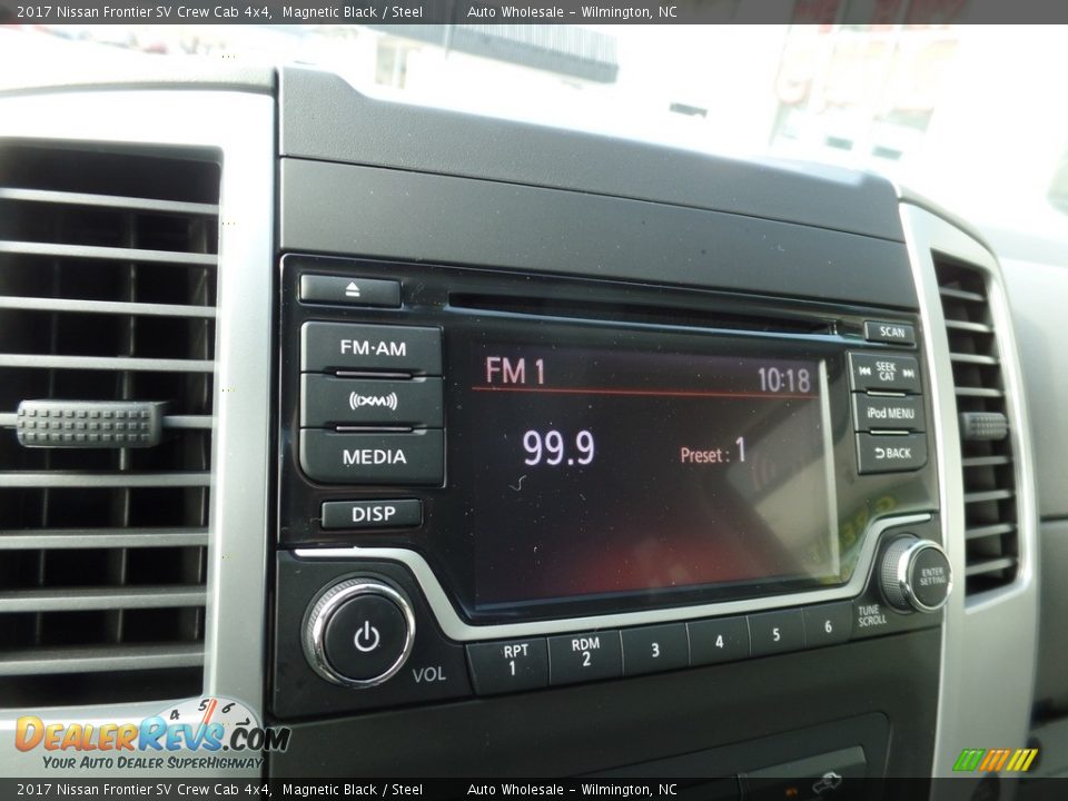 2017 Nissan Frontier SV Crew Cab 4x4 Magnetic Black / Steel Photo #17