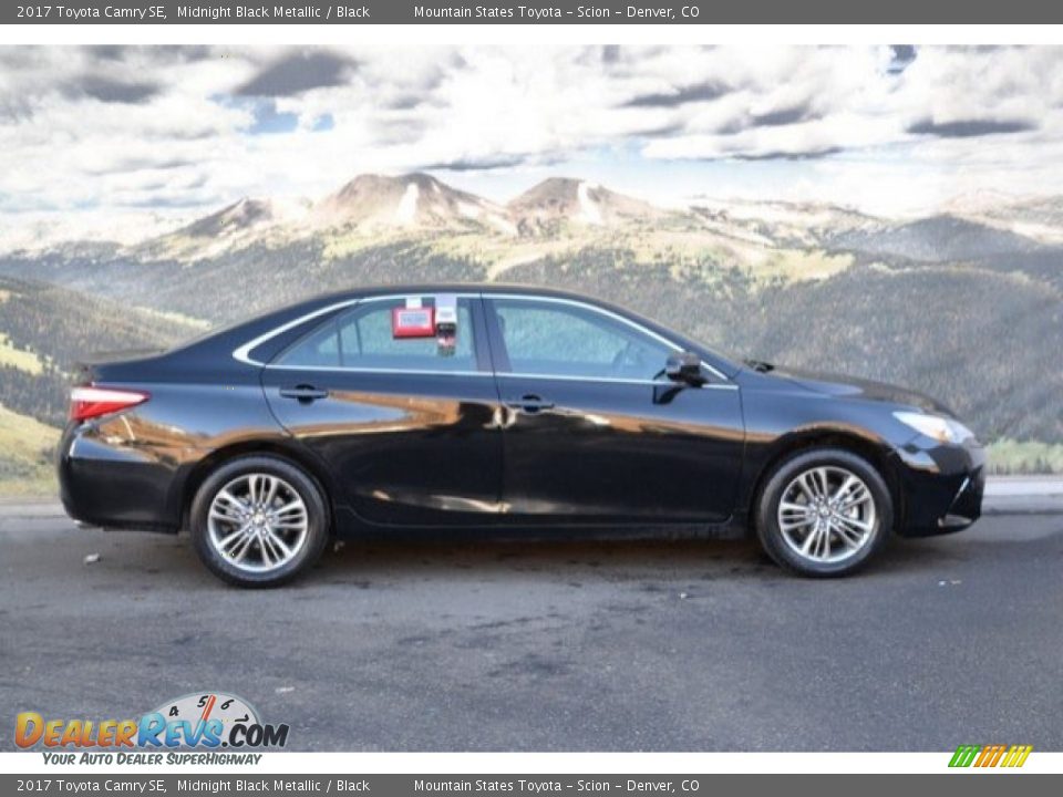 2017 Toyota Camry SE Midnight Black Metallic / Black Photo #2