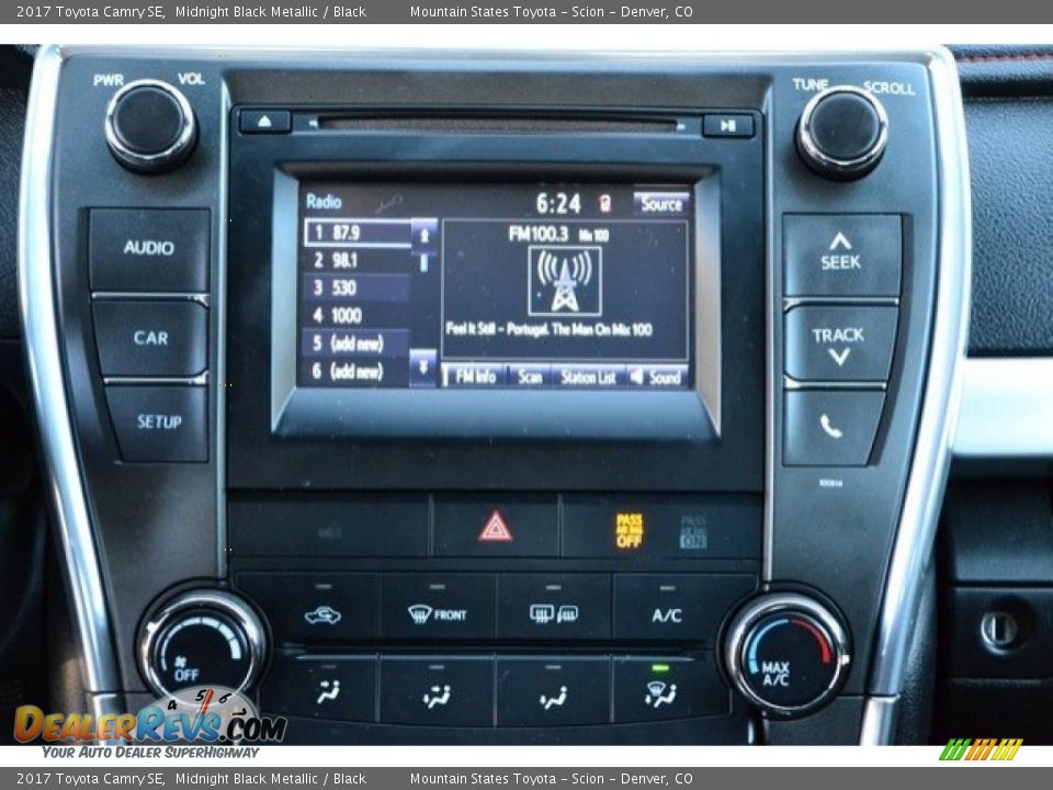 2017 Toyota Camry SE Midnight Black Metallic / Black Photo #15