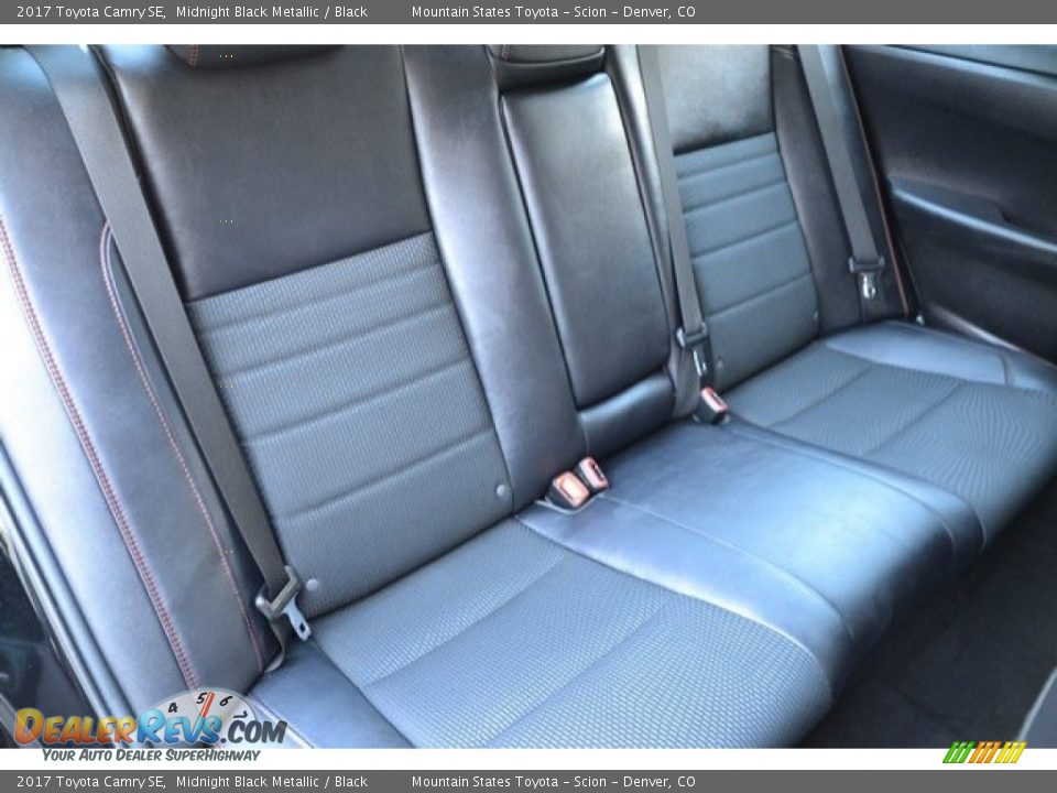 2017 Toyota Camry SE Midnight Black Metallic / Black Photo #23