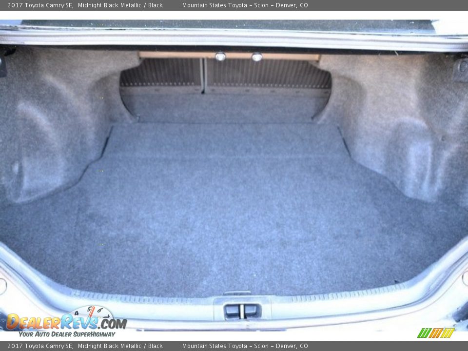 2017 Toyota Camry SE Midnight Black Metallic / Black Photo #26