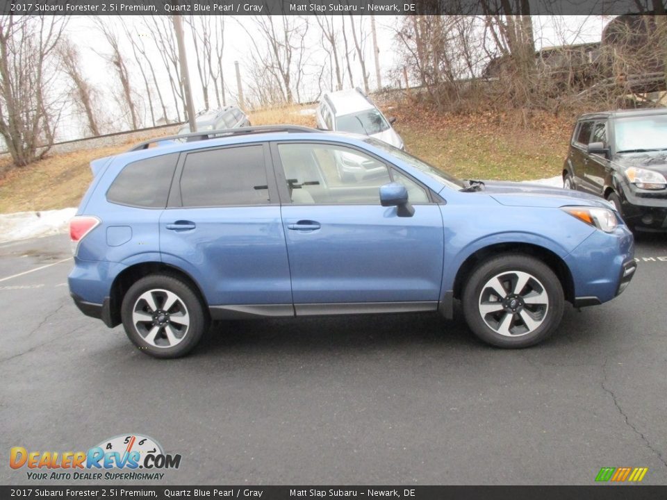 2017 Subaru Forester 2.5i Premium Quartz Blue Pearl / Gray Photo #5
