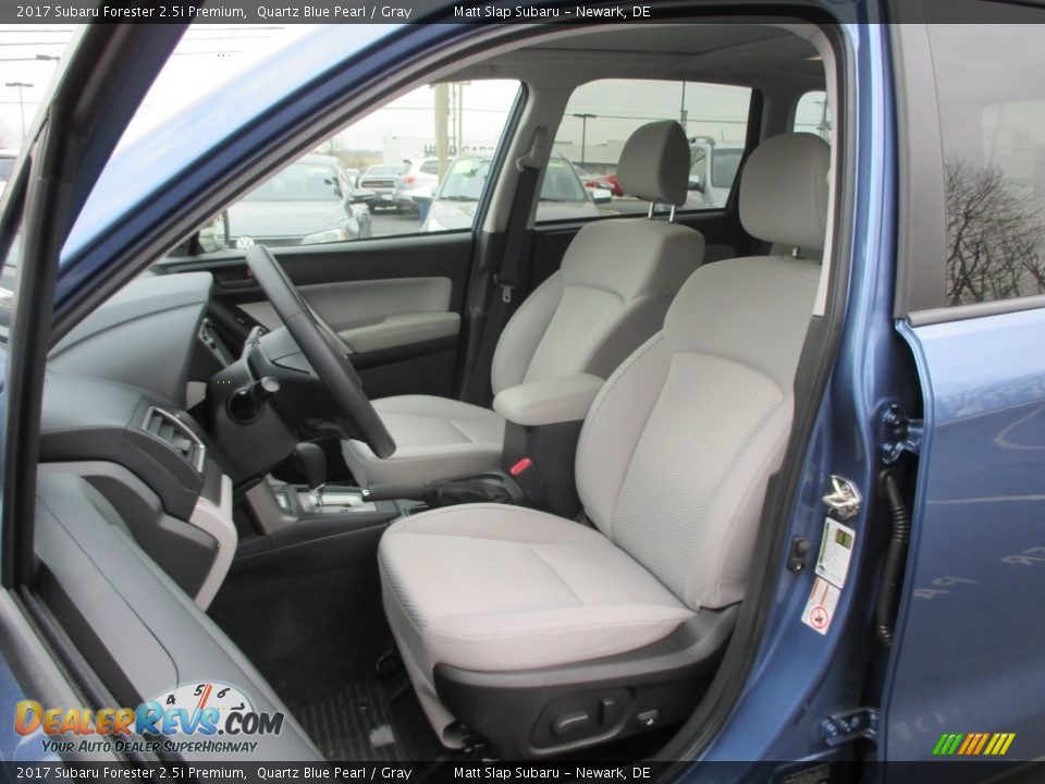 2017 Subaru Forester 2.5i Premium Quartz Blue Pearl / Gray Photo #16