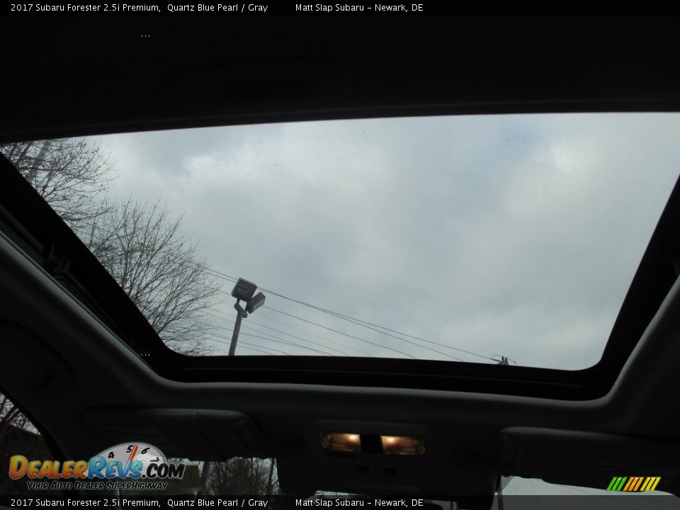 2017 Subaru Forester 2.5i Premium Quartz Blue Pearl / Gray Photo #21