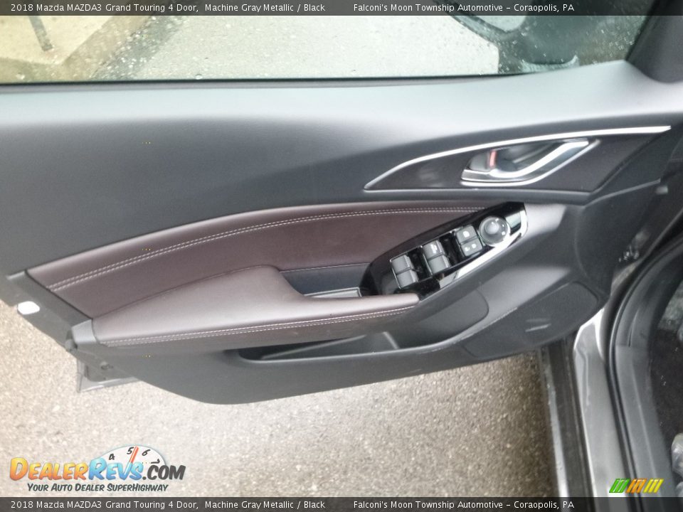 2018 Mazda MAZDA3 Grand Touring 4 Door Machine Gray Metallic / Black Photo #10