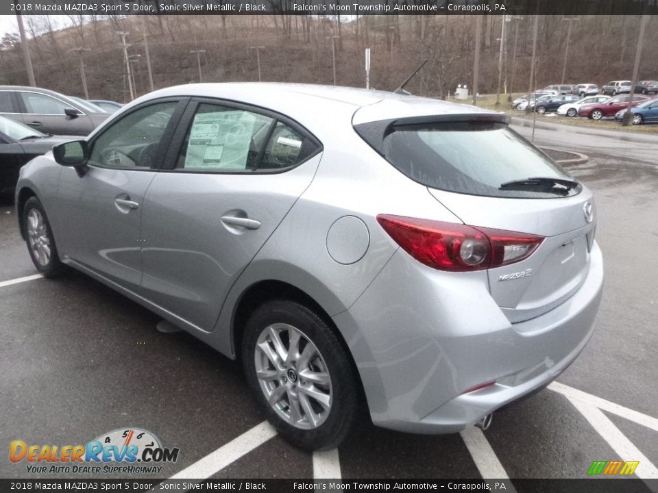 2018 Mazda MAZDA3 Sport 5 Door Sonic Silver Metallic / Black Photo #6