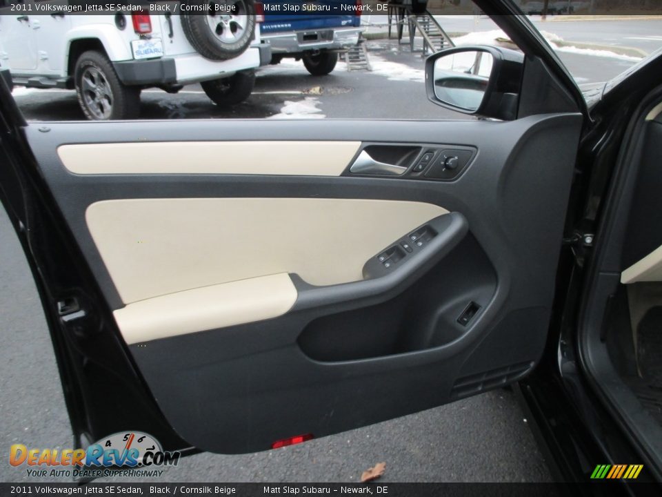 2011 Volkswagen Jetta SE Sedan Black / Cornsilk Beige Photo #13
