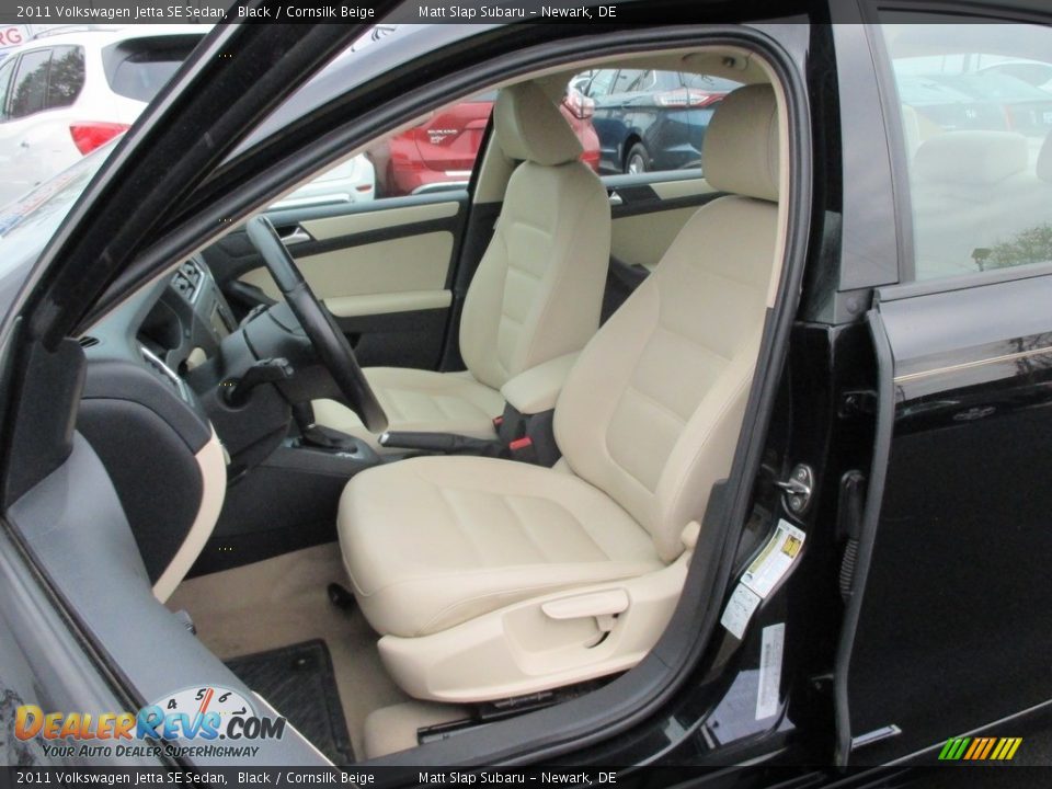 2011 Volkswagen Jetta SE Sedan Black / Cornsilk Beige Photo #15