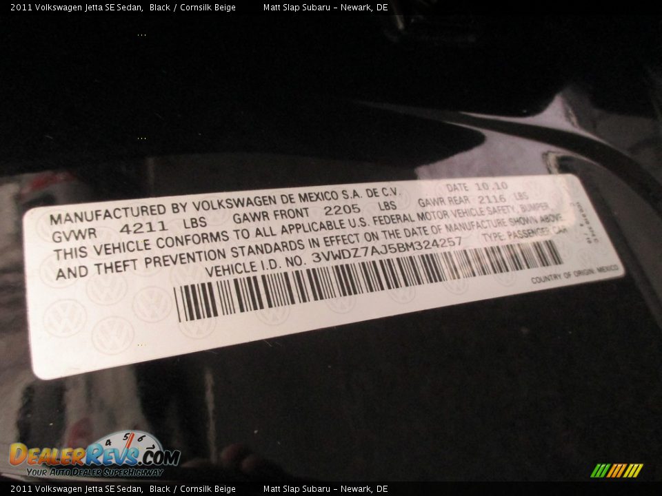 2011 Volkswagen Jetta SE Sedan Black / Cornsilk Beige Photo #28