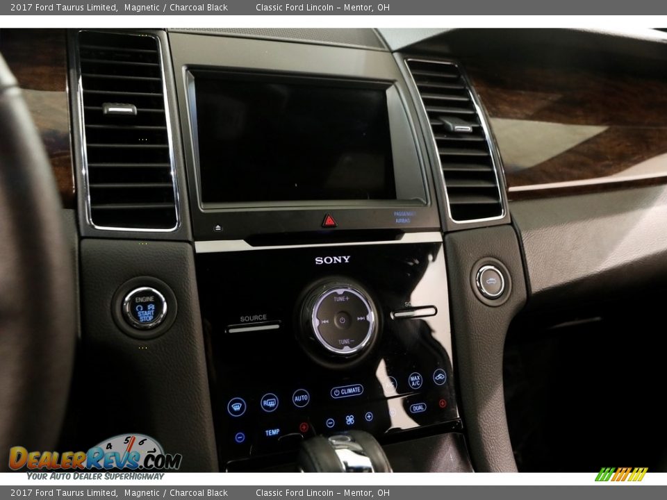 2017 Ford Taurus Limited Magnetic / Charcoal Black Photo #9